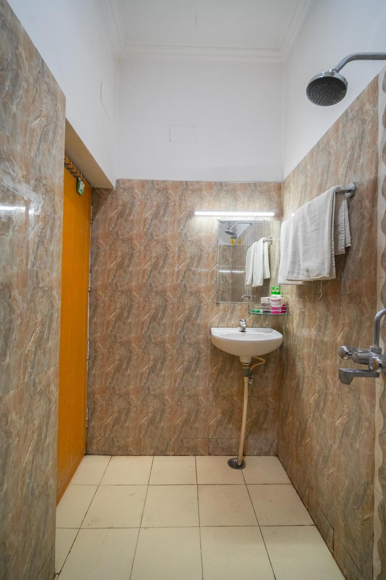 Tara Guest House Varanasi Ngoại thất bức ảnh